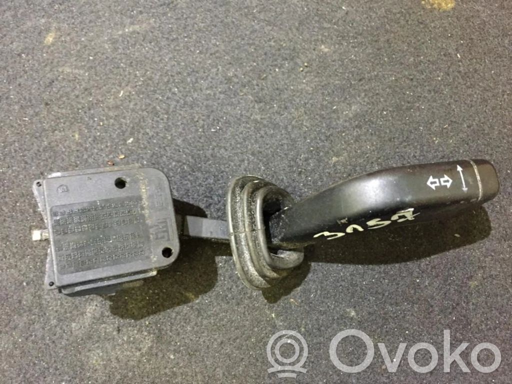 Opel Omega B1 Manetă semnalizator 