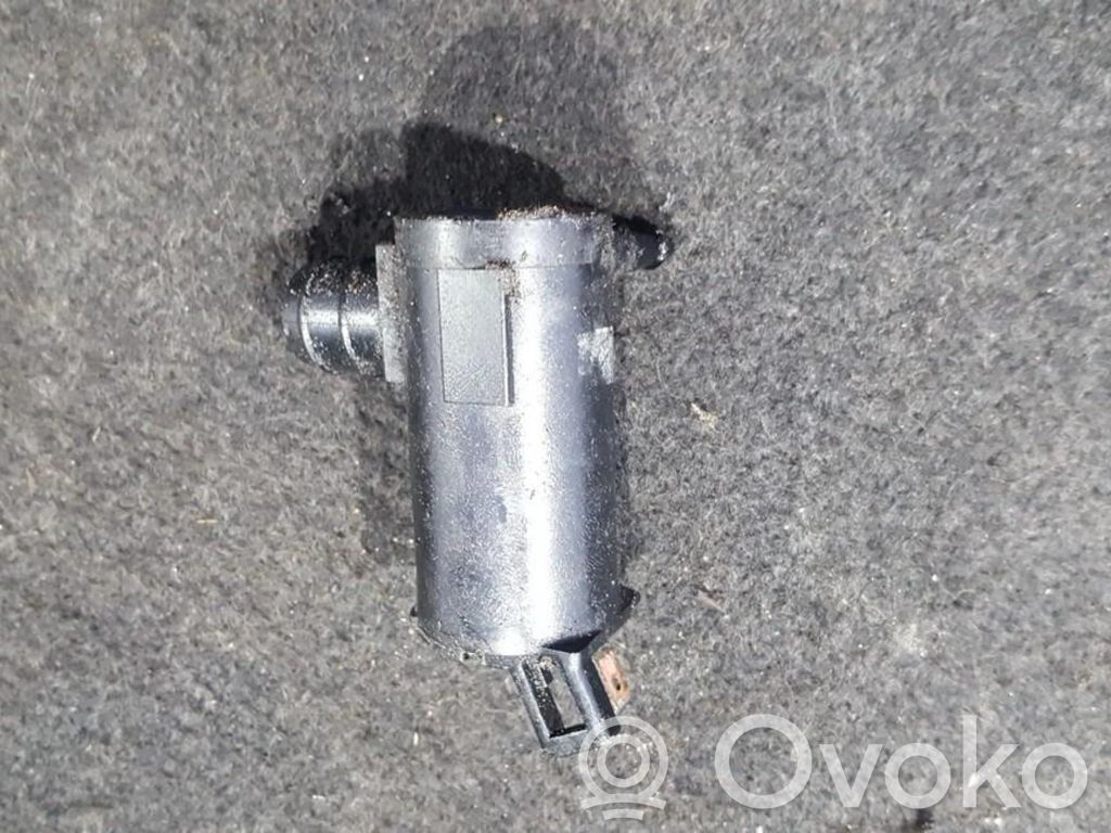 Windscreen/windshield washer pump