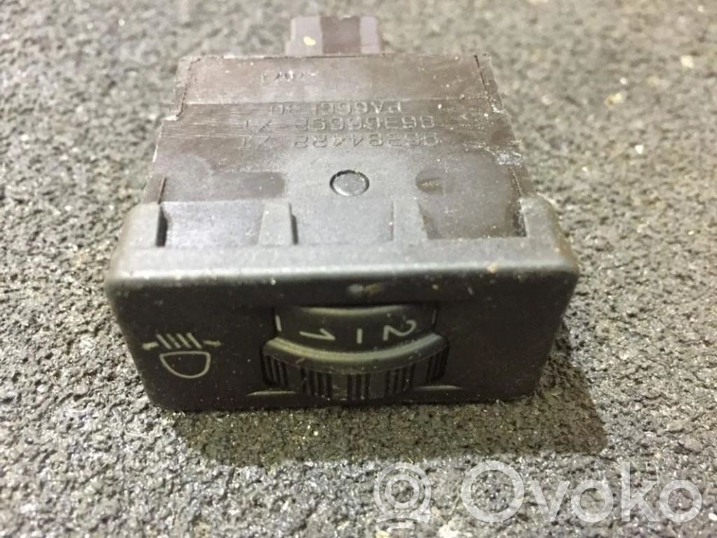 Bouton commande réglage hauteur de phares   96384422XT,96384422XT