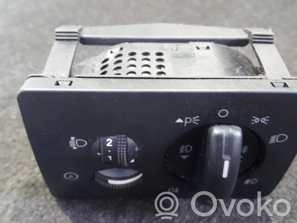 Ford Focus C-MAX Light switch 