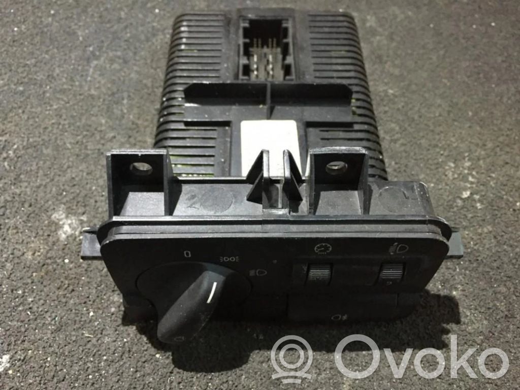 Light switch   6919824,037239060,022579,037239060,6919824