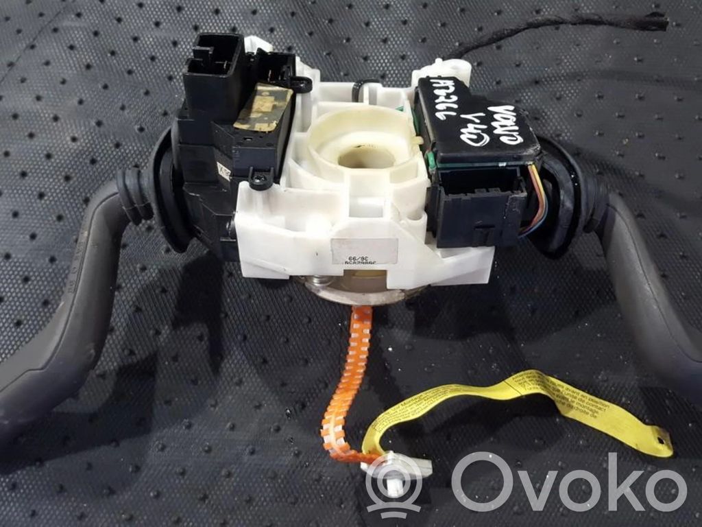 Volvo S40, V40 Leva indicatori 