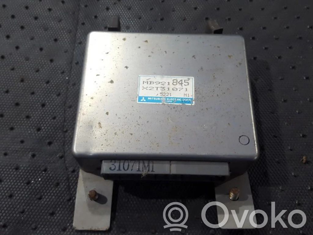 Bloc ABS   MB921845,X2T31071,MB921845,X2T31071