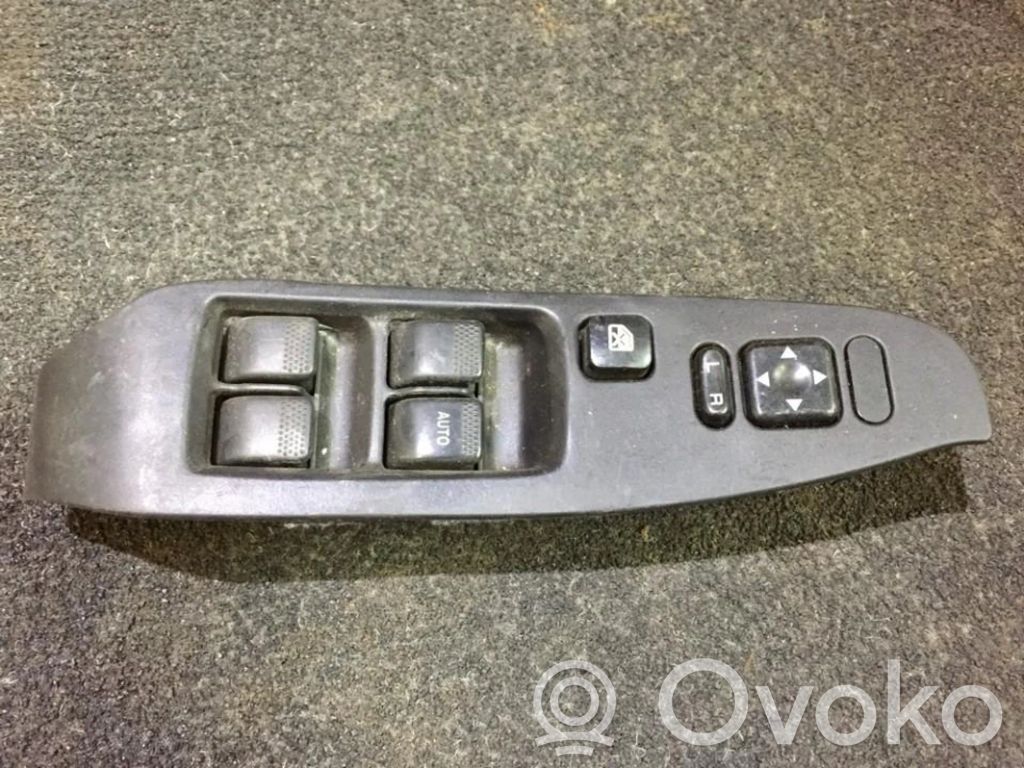 Interruptor del elevalunas eléctrico   83071AE070,83071AE070