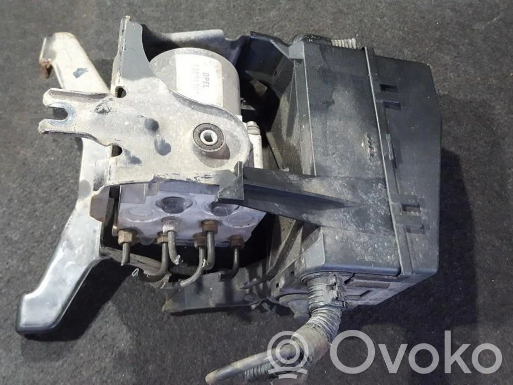 Opel Vectra B Skrzynka bezpieczników / Komplet 