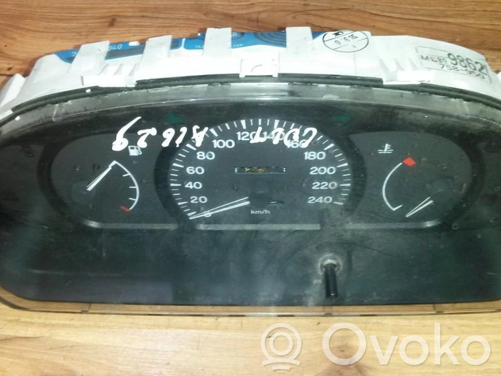 Mitsubishi Colt Tachimetro (quadro strumenti) 