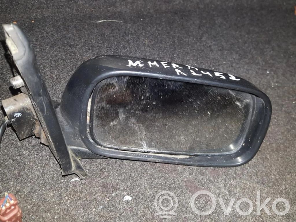 Nissan Almera Espejo lateral eléctrico de la puerta delantera