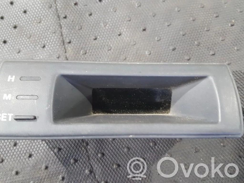 Mitsubishi Galant Eterna Ekrāns / displejs / mazais ekrāns 