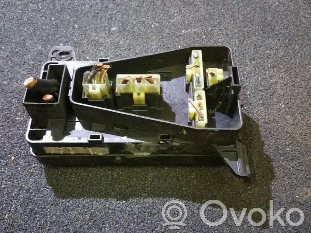 Rover 214 - 216 - 220 Boîte à fusibles