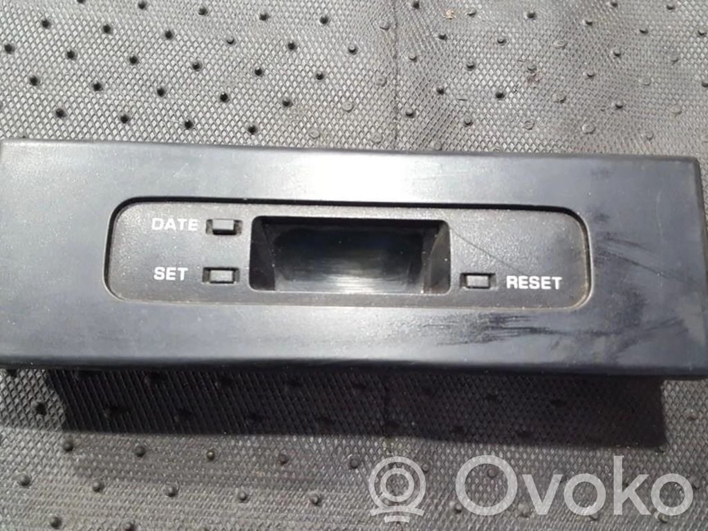 Mazda 121 Screen/display/small screen 