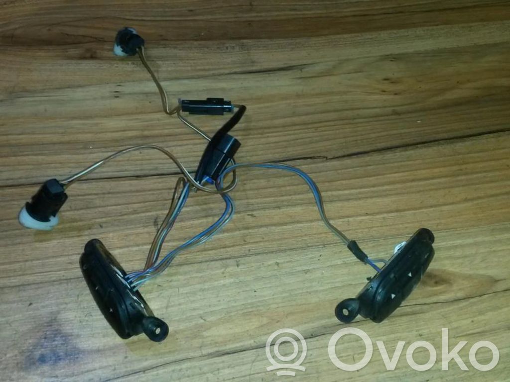 Opel Omega B1 Butoane/comutatoare pe volan 