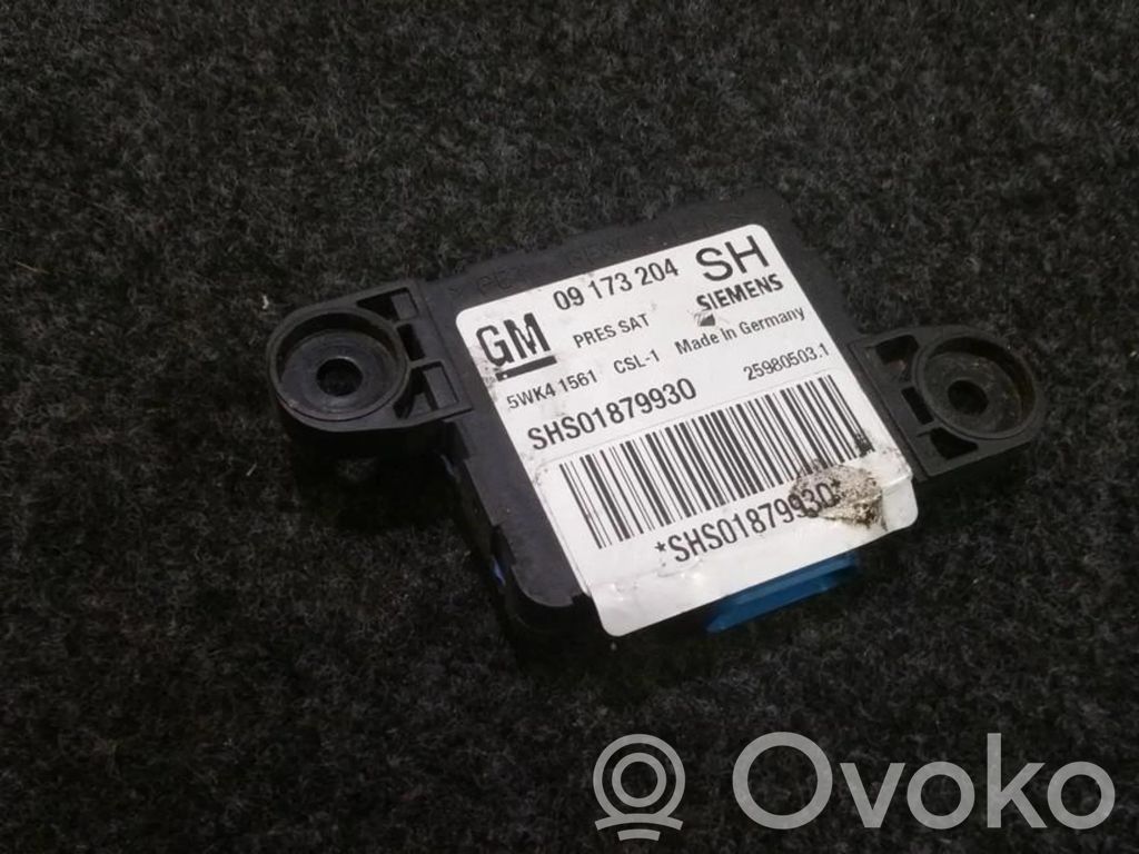 Opel Omega B1 Senzor impact/declanșare airbag 