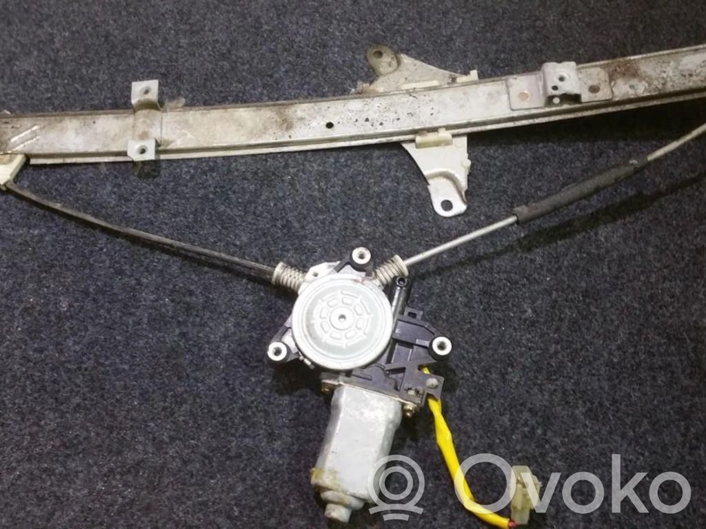 Suzuki Wagon R+ Alzacristalli della portiera anteriore con motorino