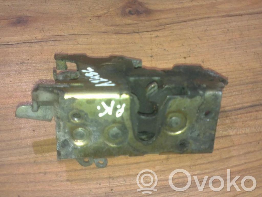 Mercedes-Benz Vito Viano W638 Serratura portiera anteriore