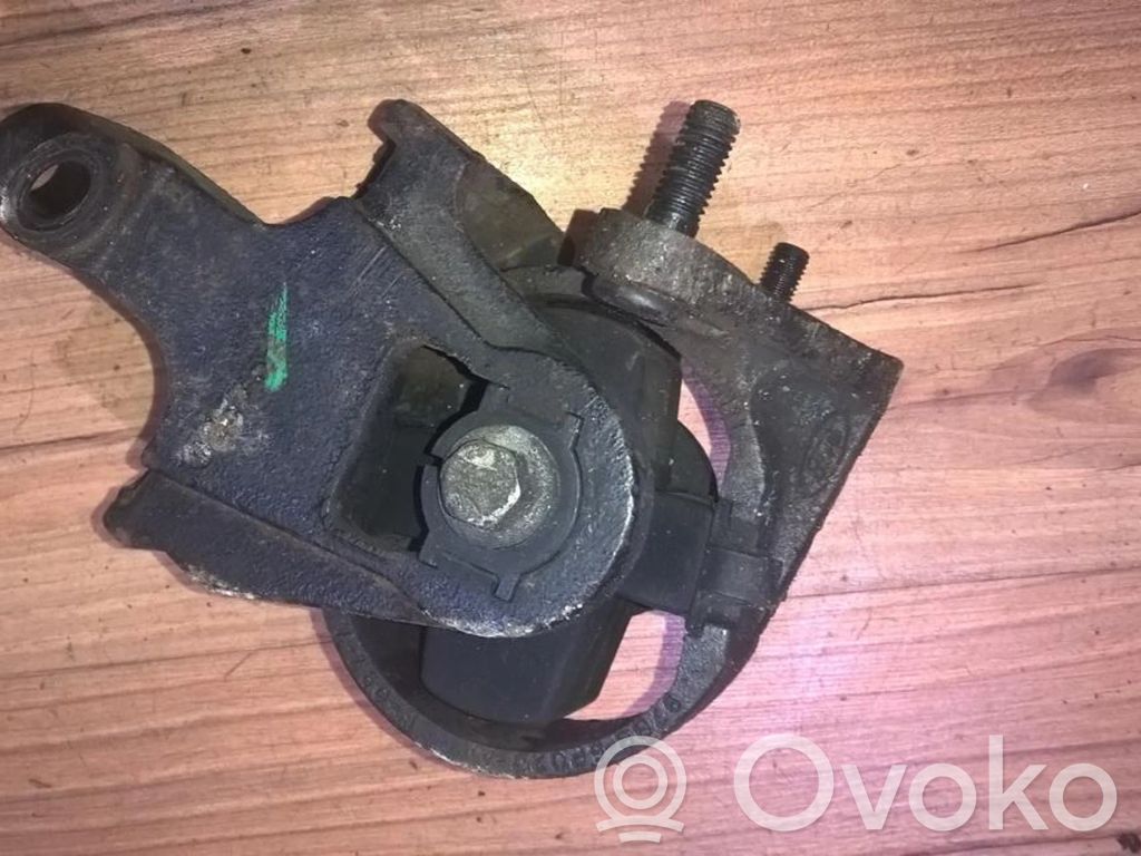 Ford Mondeo MK II Engine mount bracket 