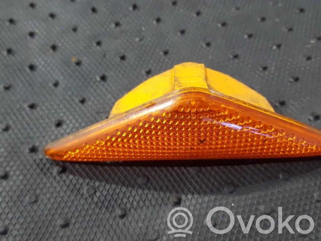 Ford Focus Indicatore di direzione del parafango anteriore