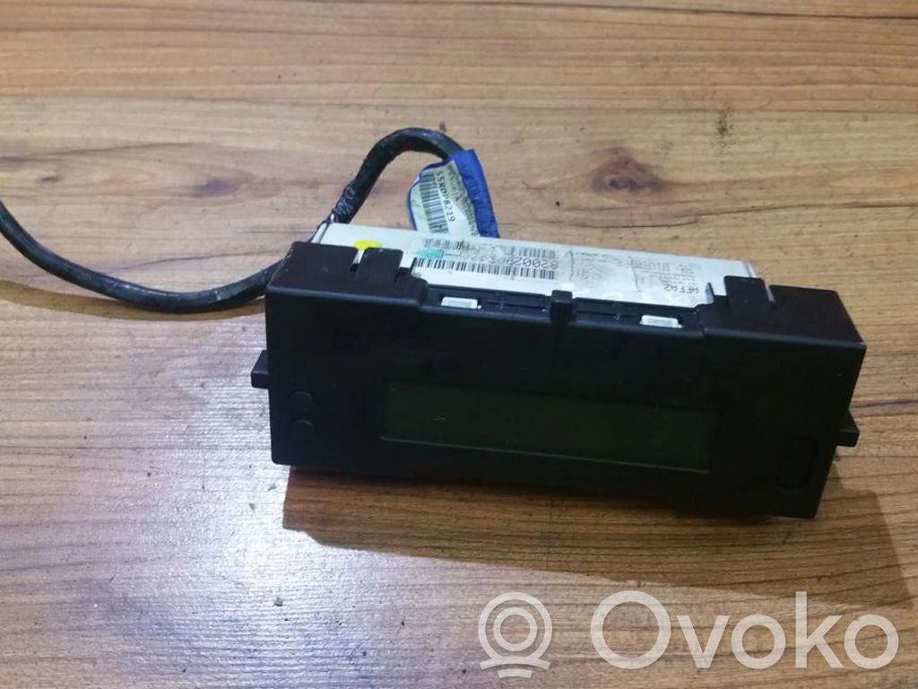 Renault Laguna II Monitor / wyświetlacz / ekran 