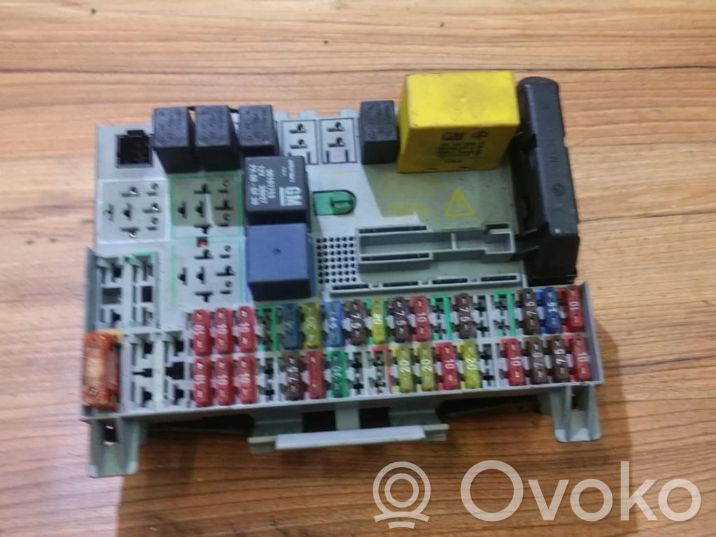 Opel Astra G Set scatola dei fusibili