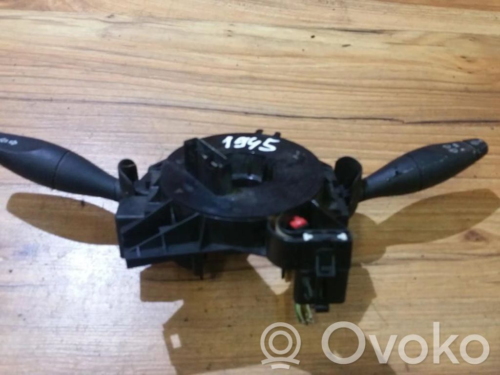 Ford Focus Bloc semnalizator și ștergător parbriz 
