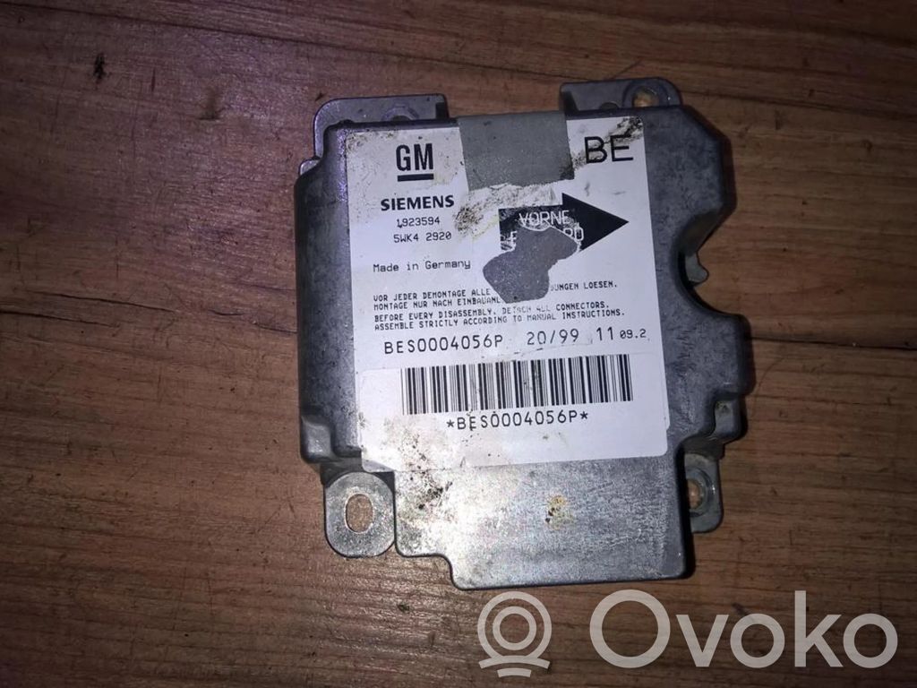 Opel Omega B1 Centralina/modulo airbag 