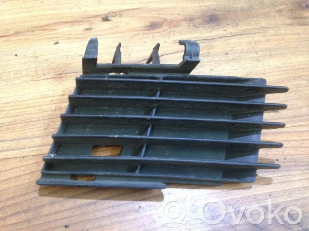Opel Vectra C Mascherina inferiore del paraurti anteriore 