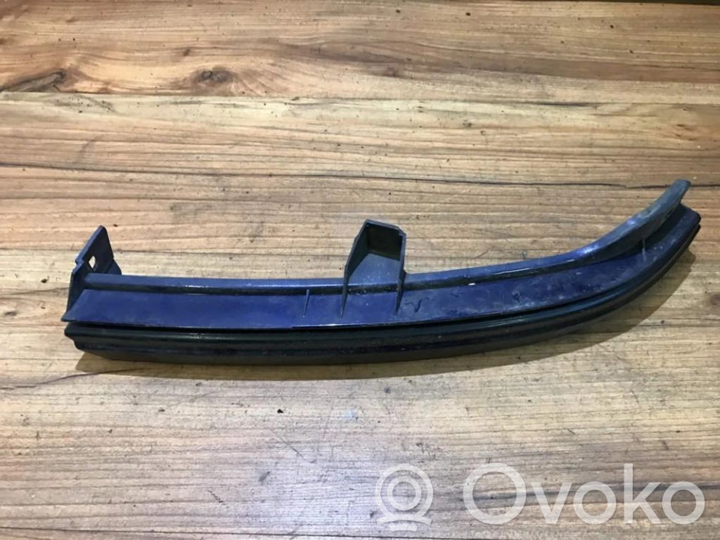 Opel Zafira A Listwa pod lampę przednią