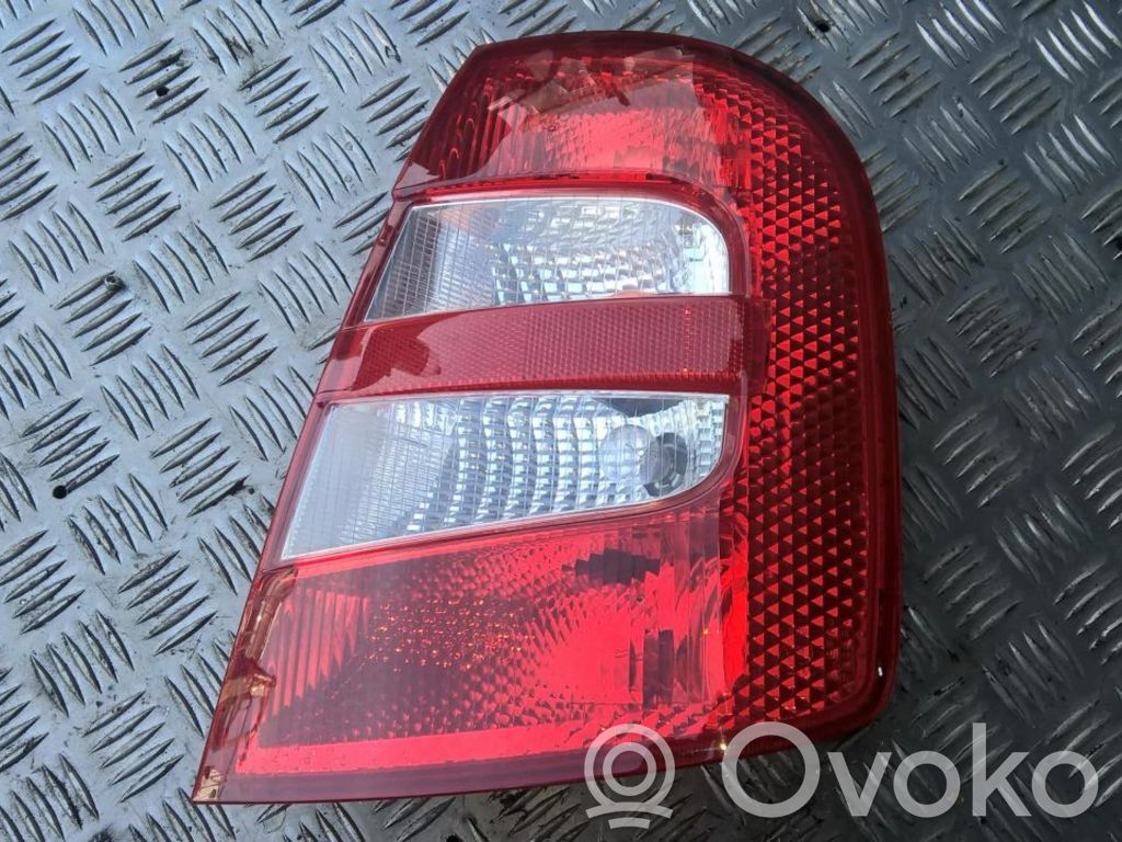 Skoda Fabia Mk1 (6Y) Luci posteriori 