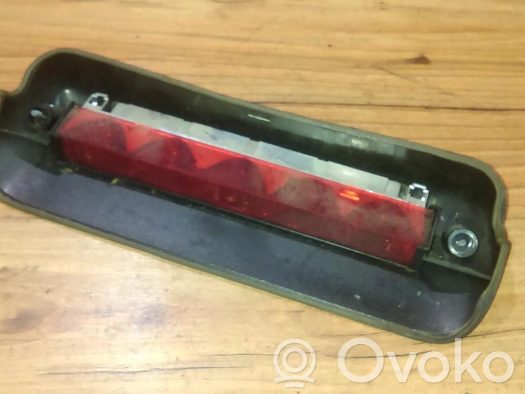 Ford Mondeo MK II Trzecie światło stop 
