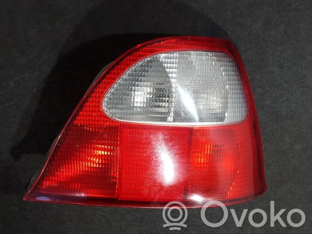 Rover 214 - 216 - 220 Feux arrière / postérieurs