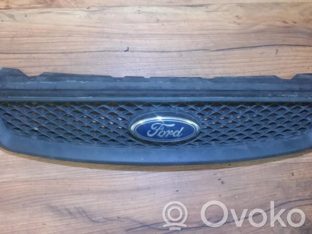 Ford Focus Grotelės priekinės 