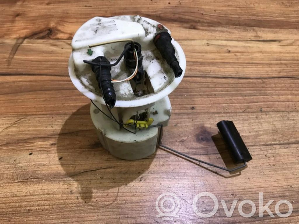 Renault Clio II Bomba interna de combustible 