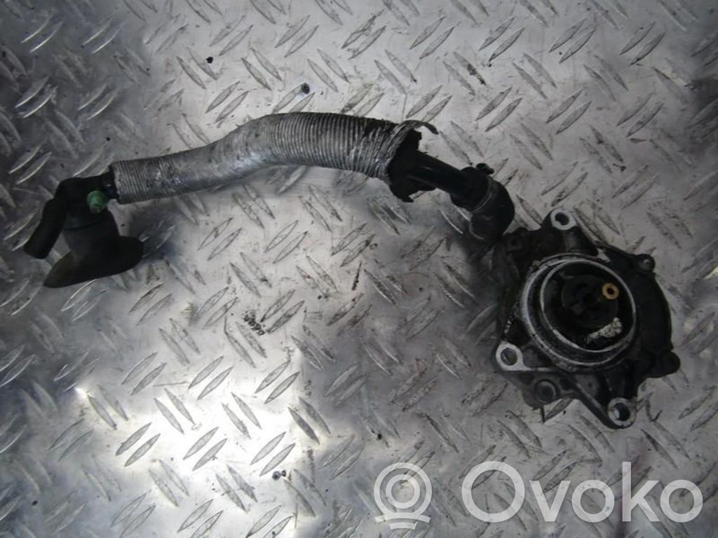 Volkswagen PASSAT B5 Pompă vacuum 