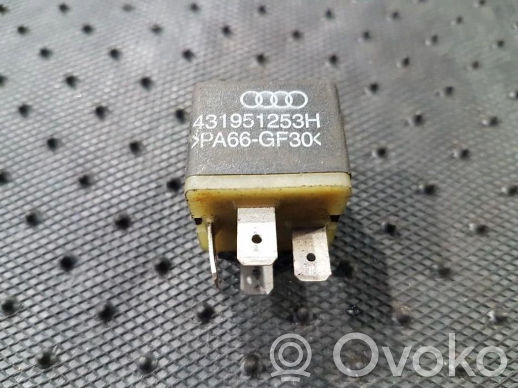 Volkswagen PASSAT B5 Autres relais