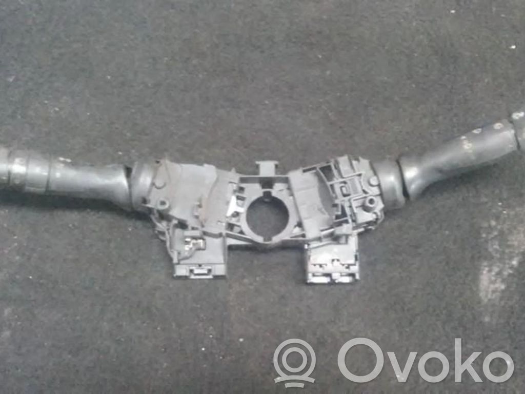 Toyota iQ Leva/interruttore dell’indicatore di direzione e tergicristallo 