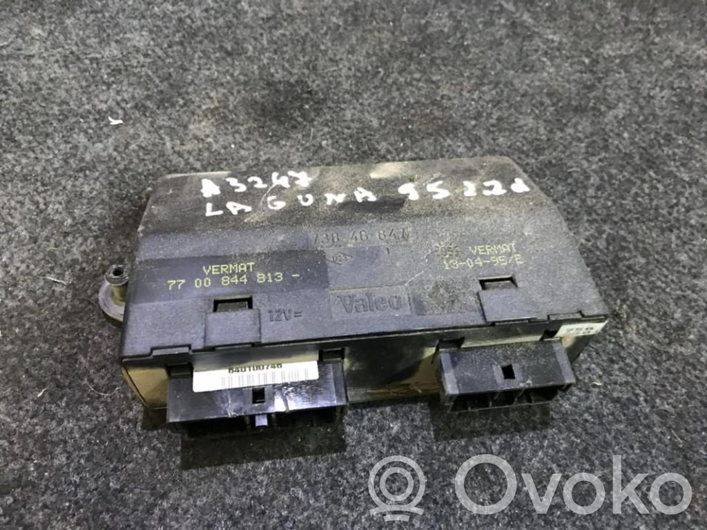 Renault Laguna I Module confort 