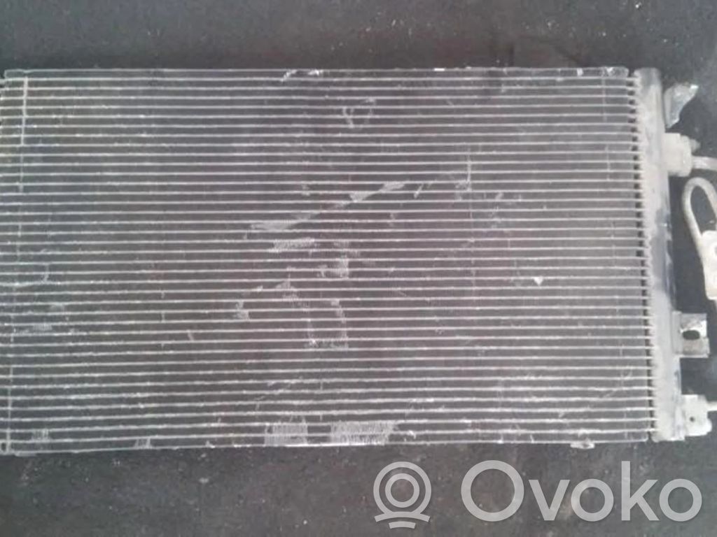 Chrysler Voyager Jäähdyttimen lauhdutin (A/C) 