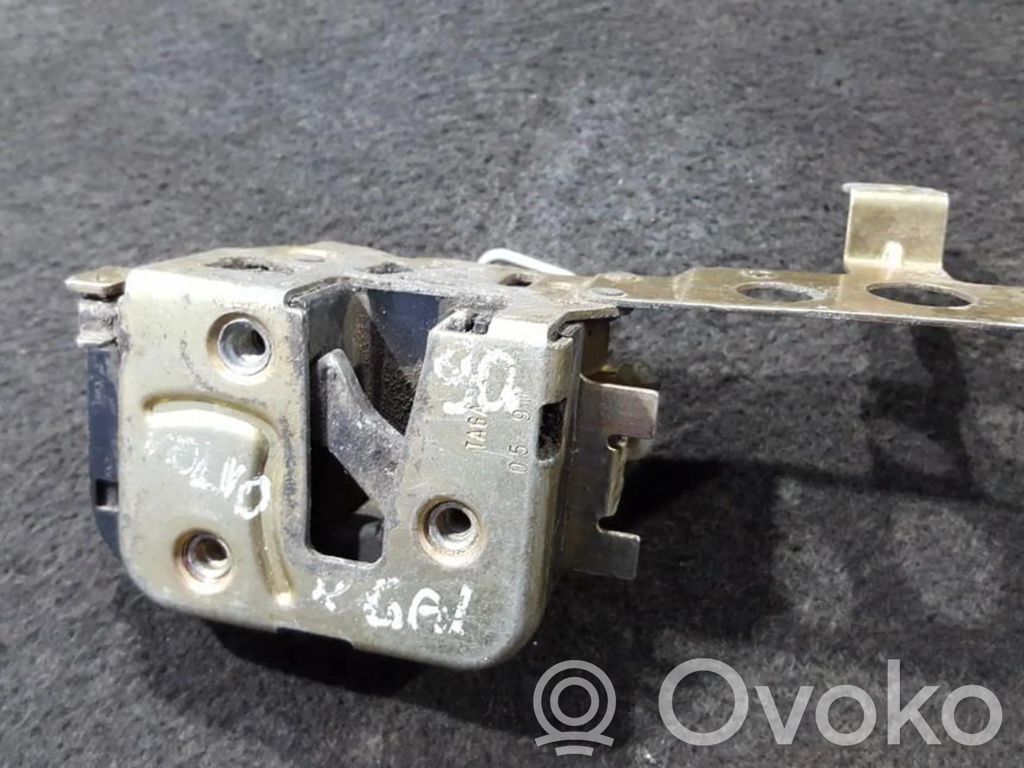 Cerradura de puerta trasera