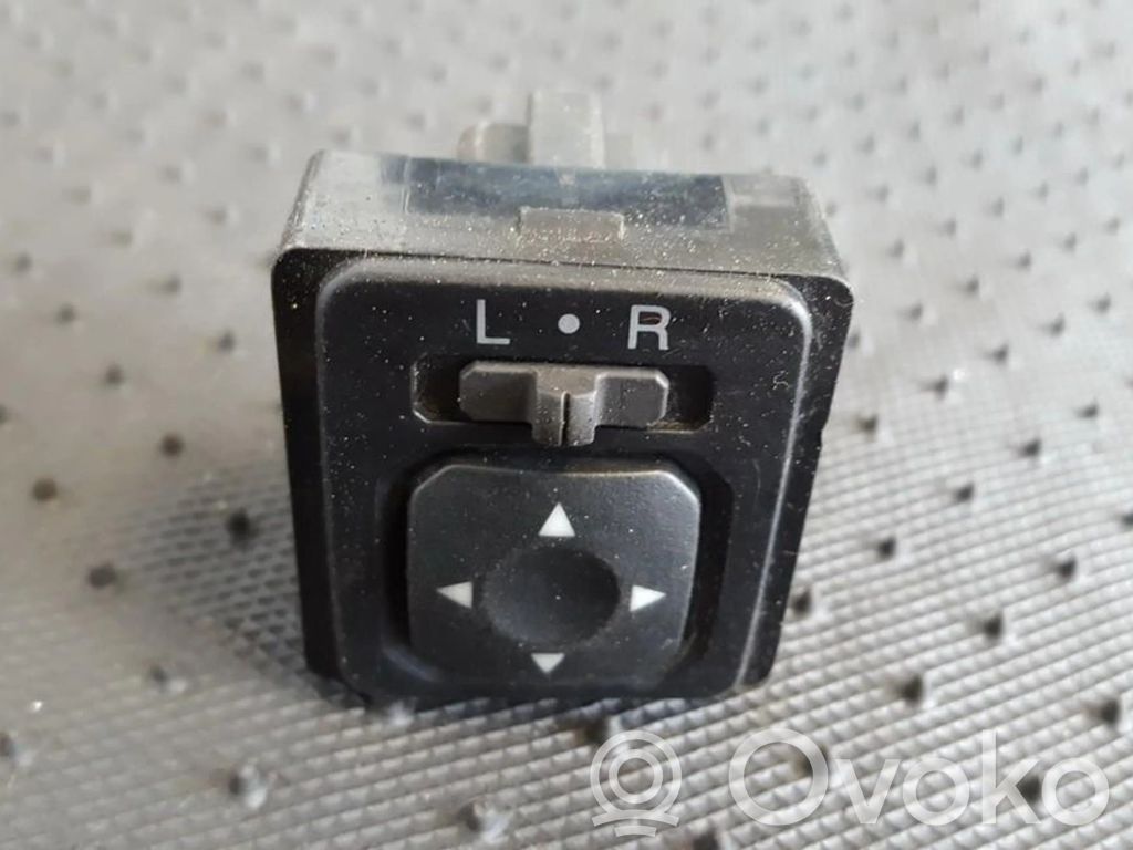 Interruptor del espejo lateral   MR190956,C8NC09M,C8NC09M,MR190956