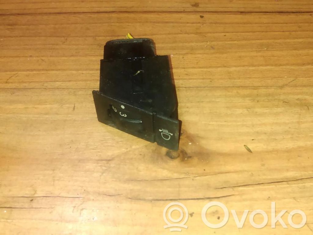 Peugeot 406 Comutator control nivel faruri