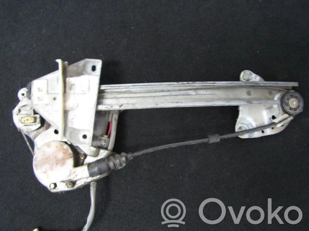 Mazda 626 Regulador con motor de la ventanilla de la puerta corredera
