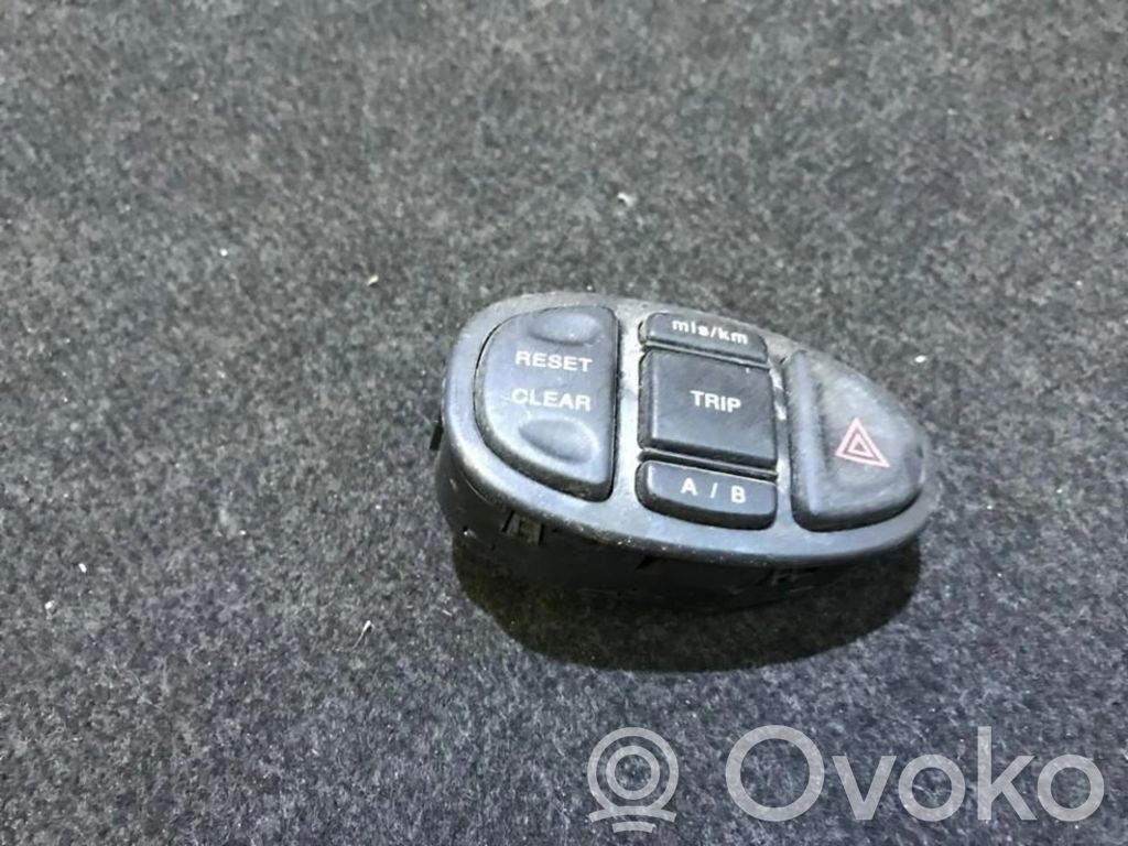 Jaguar S-Type On-board computer control switch 