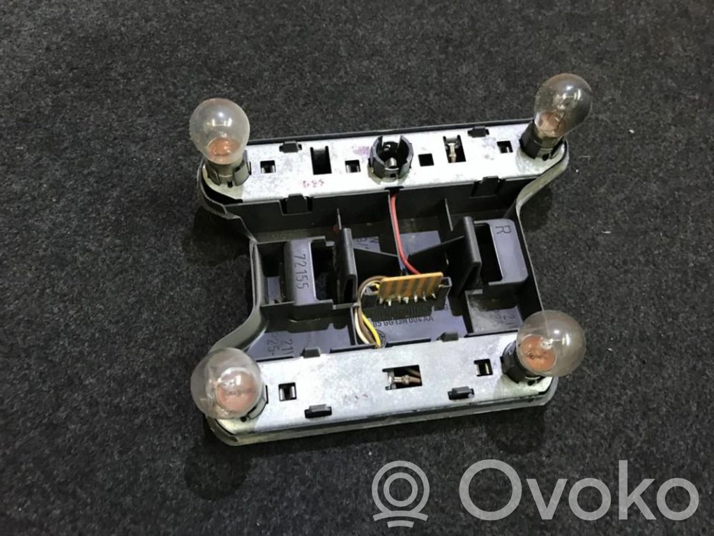 Ford Scorpio Takavalon polttimon suojan pidike 