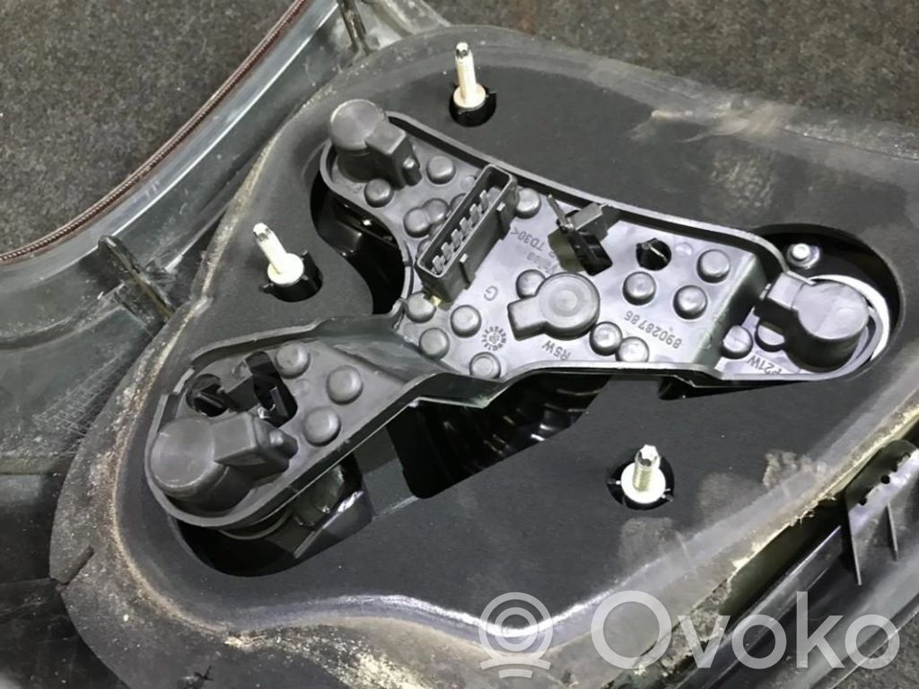 Toyota Avensis T250 Wkład lampy tylnej 