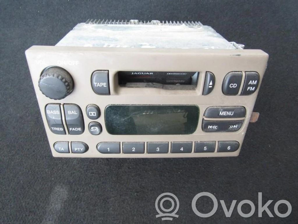 Jaguar S-Type Panel / Radioodtwarzacz CD/DVD/GPS 