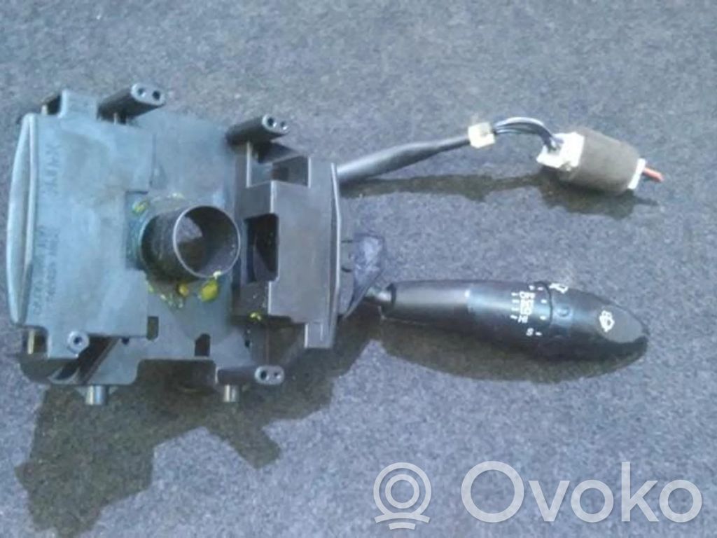 Hyundai Lantra II Wiper control stalk 