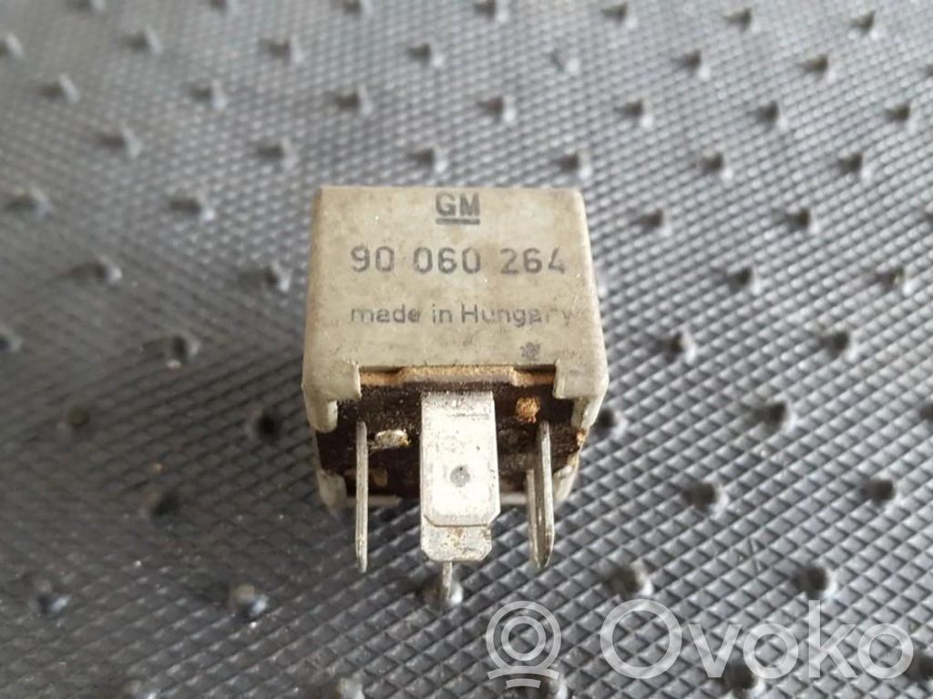 Opel Vectra B Alte relee 