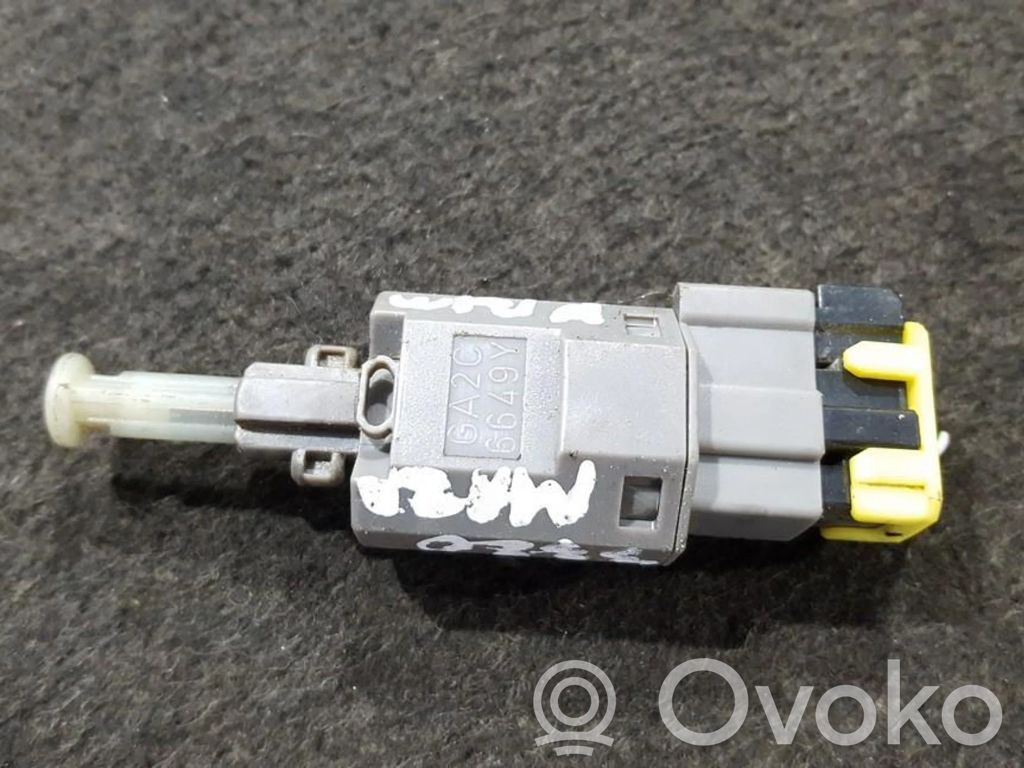 Interruptor sensor del pedal de freno   6649Y,GA2C6649Y,6649Y,GA2C6649Y