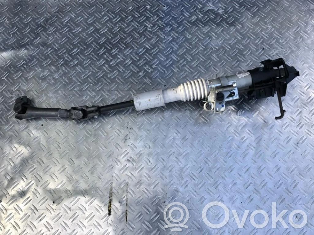 Ohjauspyörän akseli   09228681,09228681