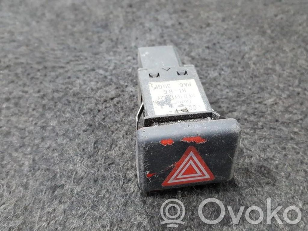 Botón interruptor de luz de peligro   8E0941509,BTB6,8E0941509,BTB6
