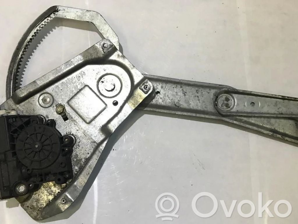 Opel Omega B1 Regulador con motor de la ventanilla de la puerta corredera 
